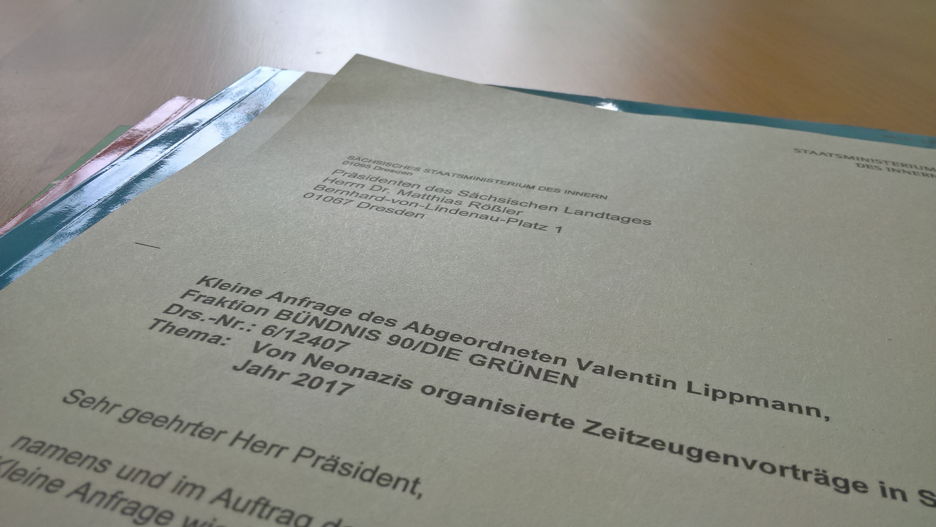 Zehn ‚Zeitzeugenvorträge‘ von Neonazis mit je bis zu 300 Teilnehmenden in Sachsen im Jahr 2017